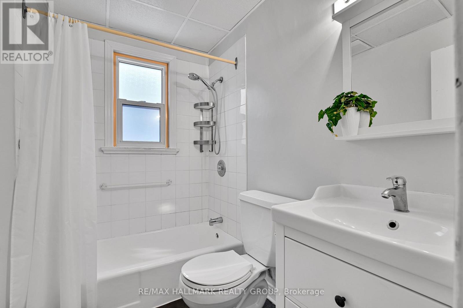 Unit 2 - 55 Ivy Crescent, Ottawa, Ontario  K1M 1Y1 - Photo 14 - X13418696