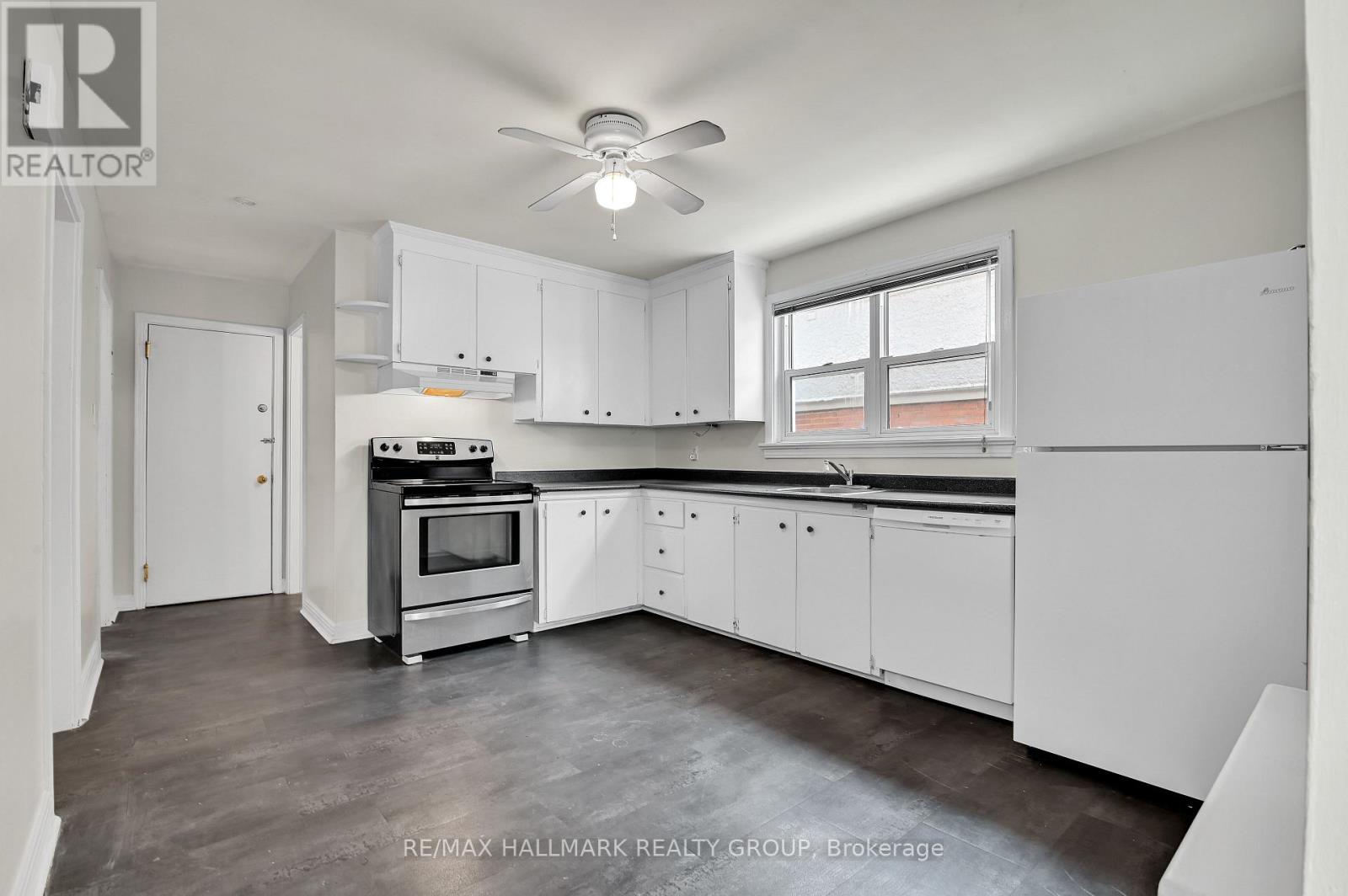 Unit 2 - 55 Ivy Crescent, Ottawa, Ontario  K1M 1Y1 - Photo 8 - X13418696
