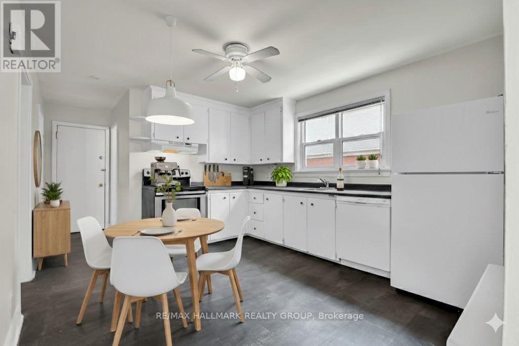 Unit 2 - 55 Ivy Crescent, Ottawa, Ontario  K1M 1Y1 - Photo 9 - X13418696