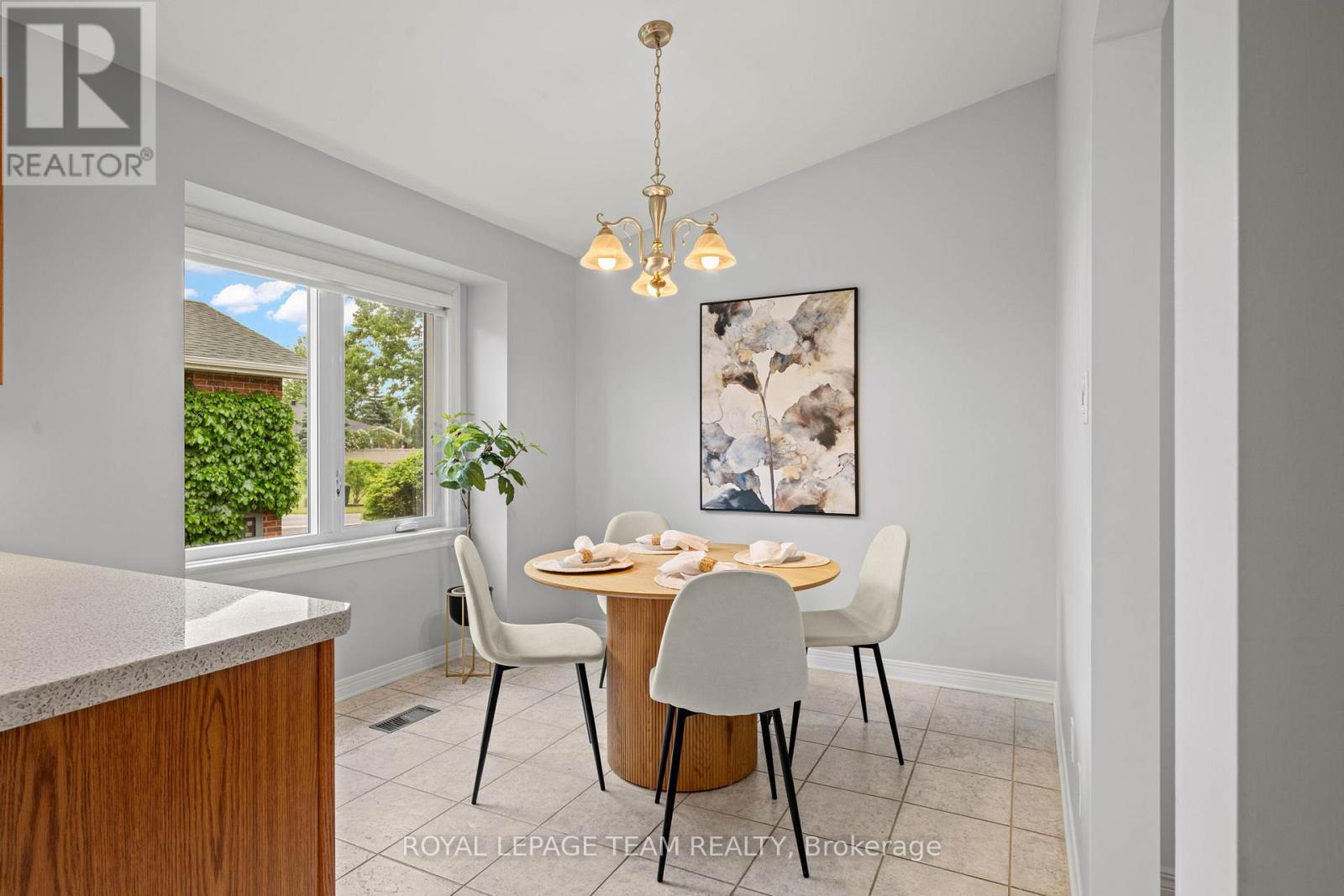 47 Stowgrass Crescent, Ottawa, Ontario  K2S 2A1 - Photo 7 - X13418790