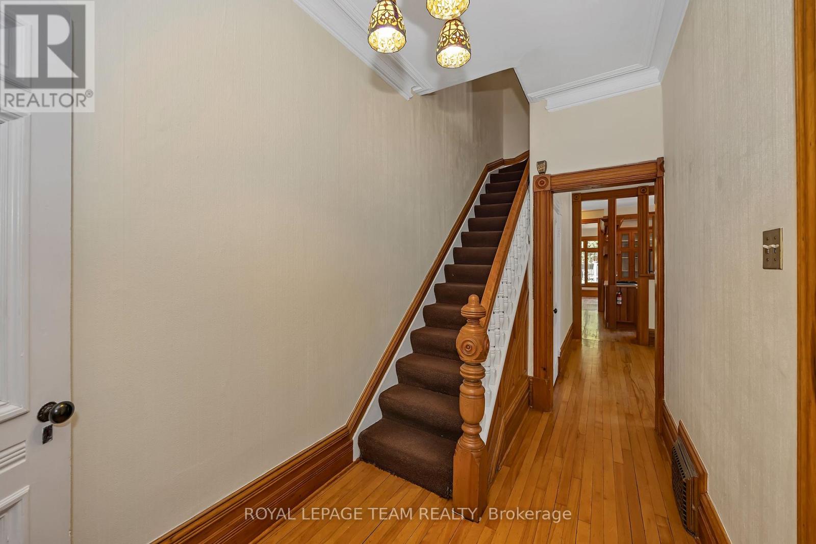 537 Gilmour Street, Ottawa, Ontario  K1R 5L5 - Photo 20 - X13418814