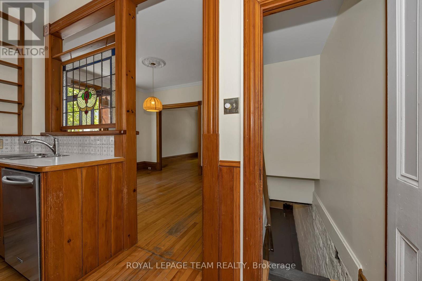 537 Gilmour Street, Ottawa, Ontario  K1R 5L5 - Photo 35 - X13418814