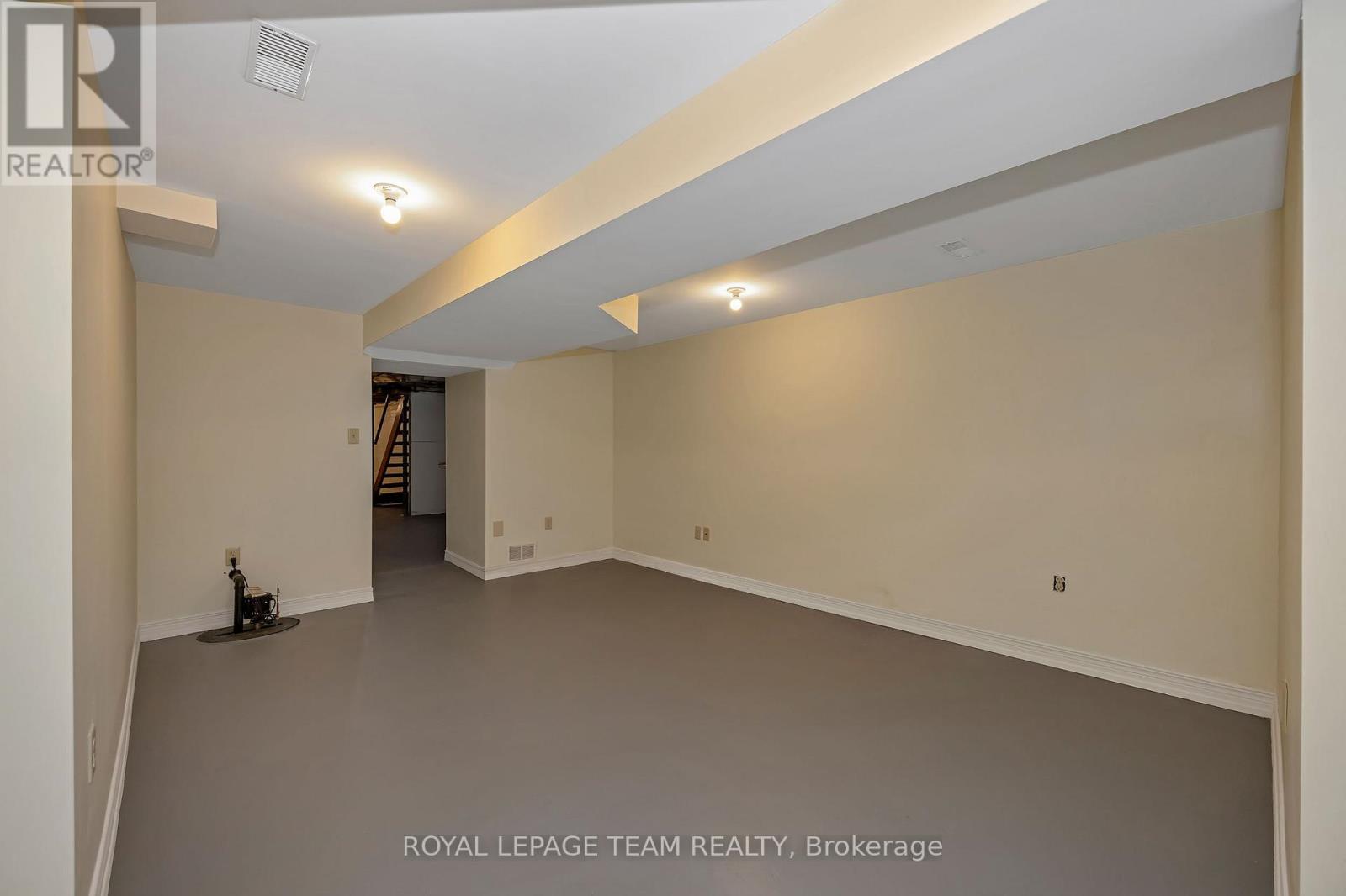 537 Gilmour Street, Ottawa, Ontario  K1R 5L5 - Photo 36 - X13418814