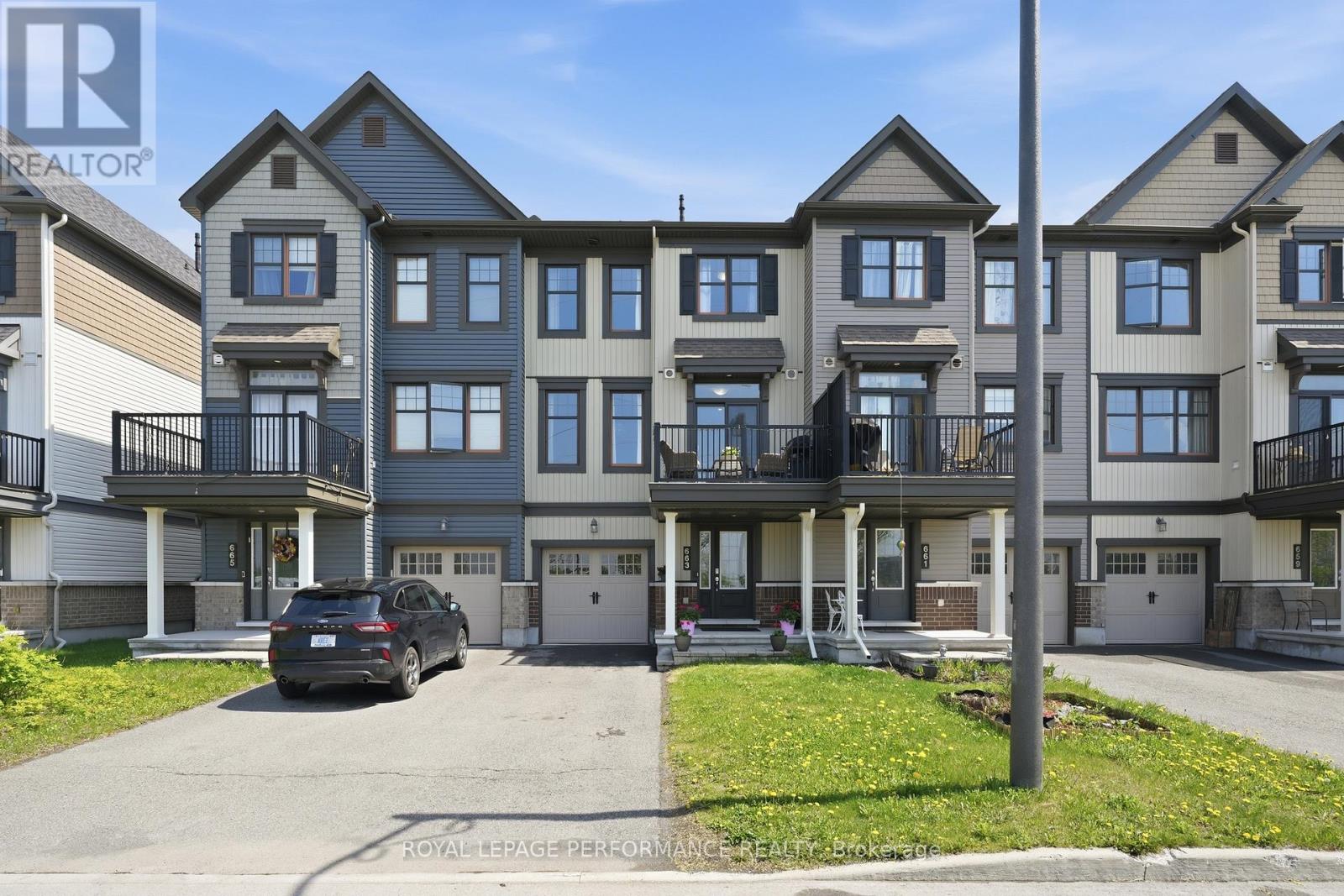 663 TRIGORIA CRESCENT, Ottawa, Ontario