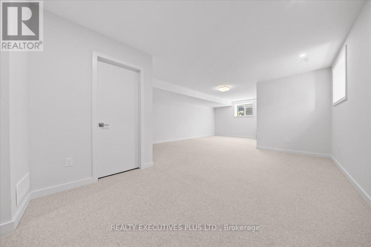 699 Honeydew Street, Ottawa, Ontario  K1X 0K5 - Photo 25 - X13419426