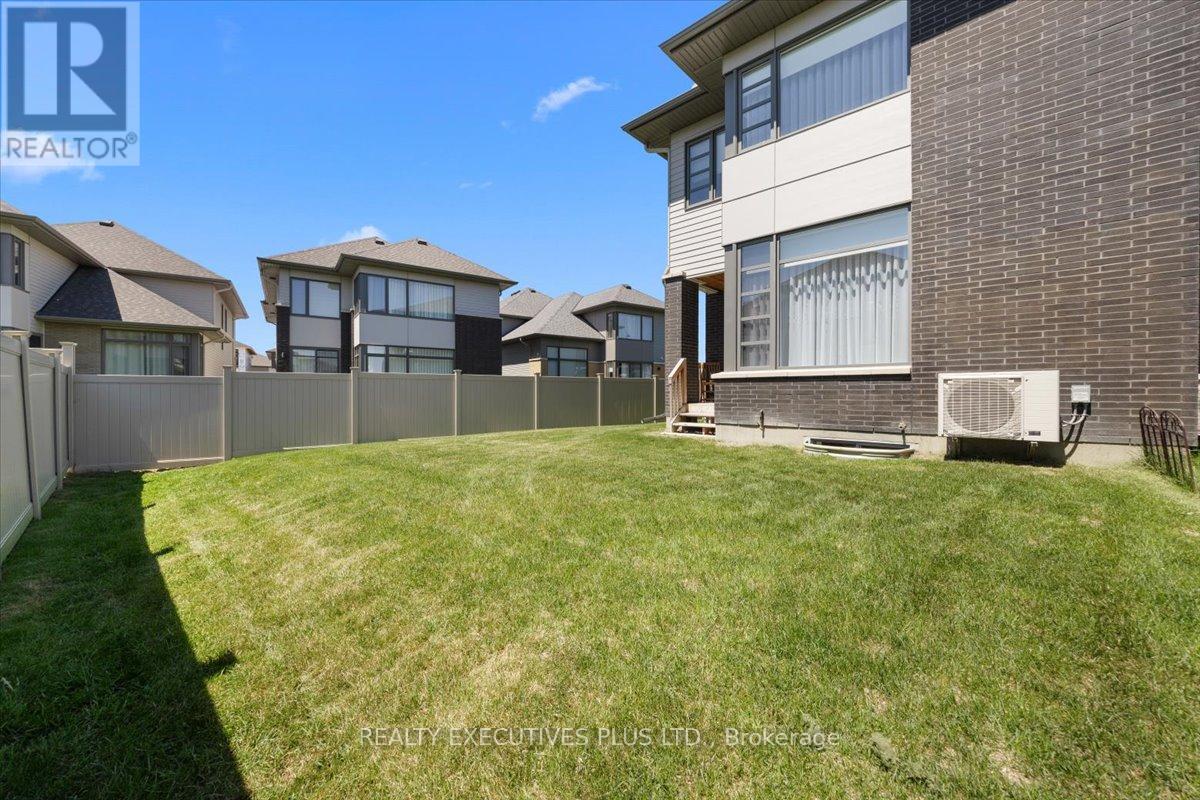 699 Honeydew Street, Ottawa, Ontario  K1X 0K5 - Photo 29 - X13419426