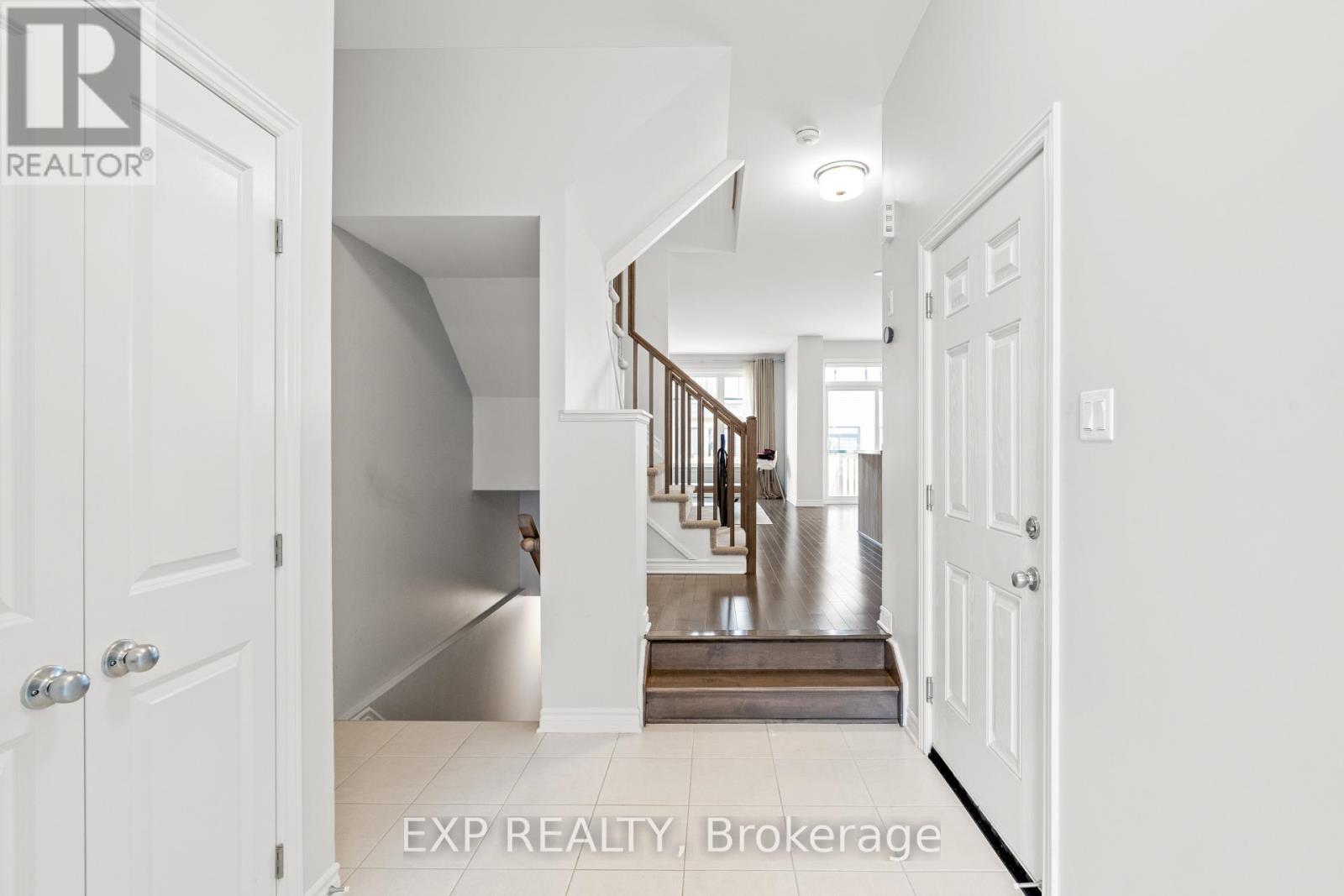 163 Angelonia Crescent, Ottawa, Ontario  K1T 3V9 - Photo 5 - X13419500