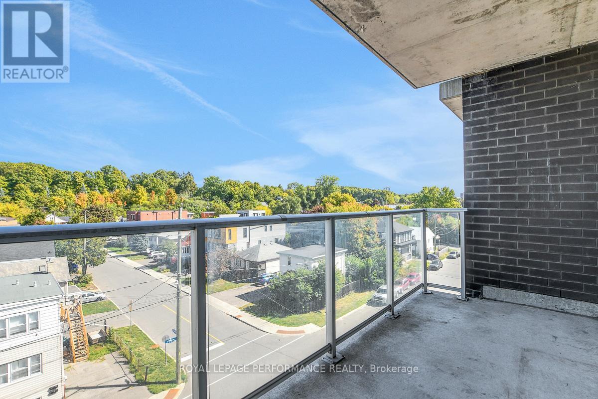 413 - 7 Marquette Avenue, Ottawa, Ontario  K1L 8A7 - Photo 12 - X13419670