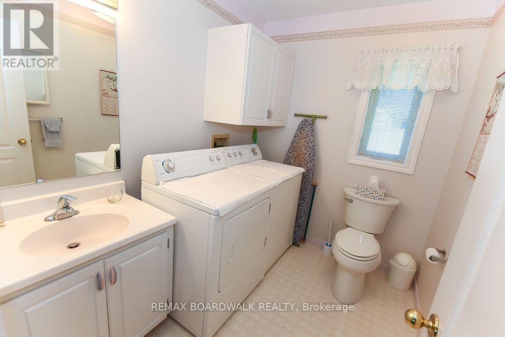 6617 Carriere Street, Ottawa, Ontario  K1C 4T6 - Photo 18 - X13419782