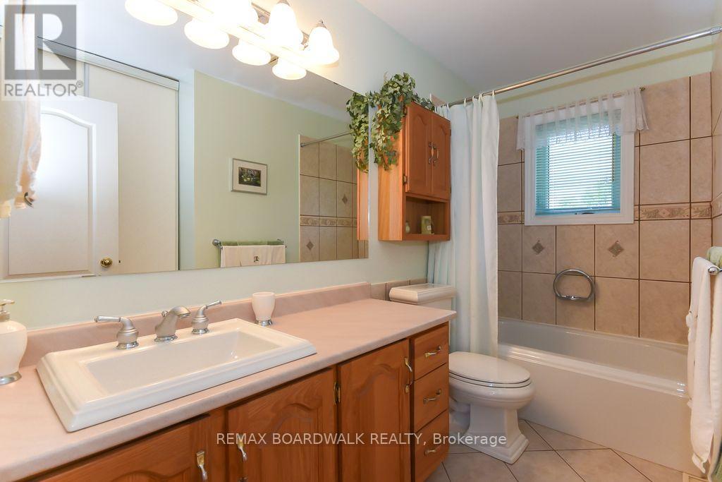 6617 Carriere Street, Ottawa, Ontario  K1C 4T6 - Photo 28 - X13419782
