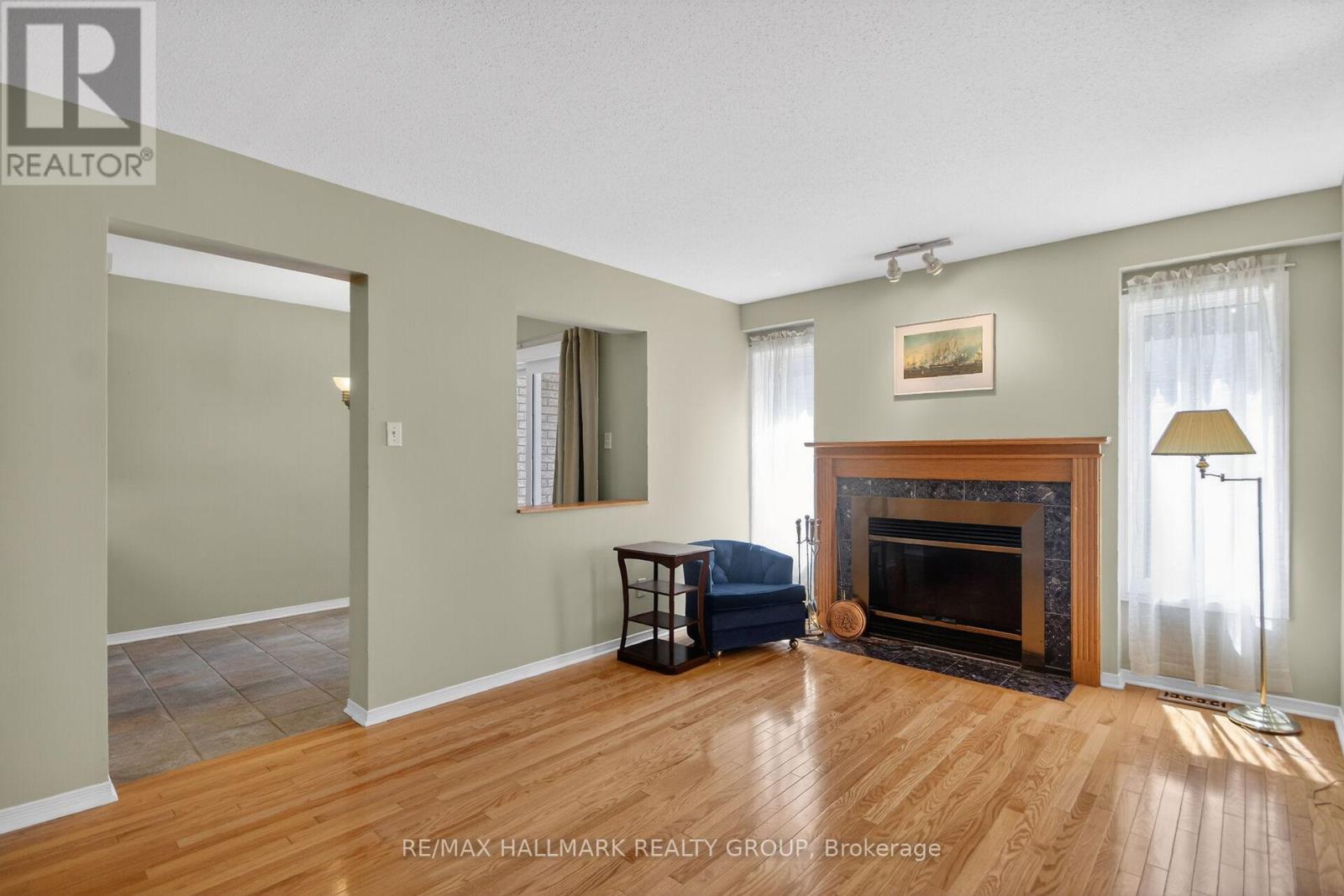80 Scarlet Court, Ottawa, Ontario  K1T 3R6 - Photo 11 - X13419796