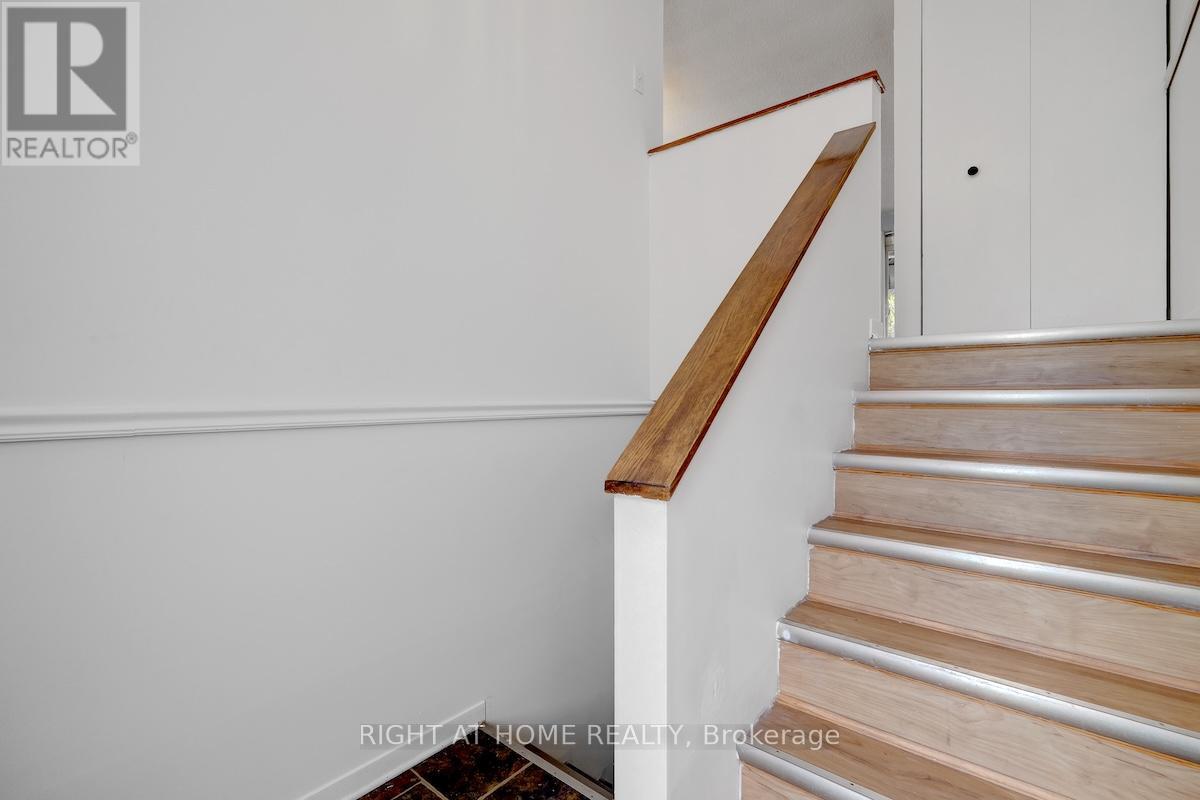 951 Lawrence Street, Clarence-Rockland, Ontario  K4K 1M8 - Photo 2 - X13419862