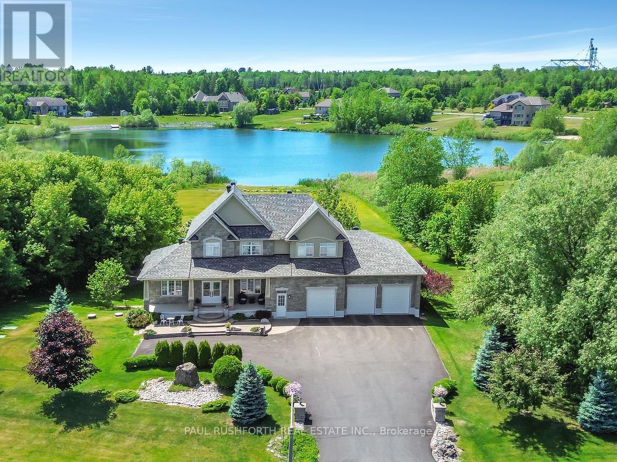 365 WEST LAKE CIRCLE, Ottawa, Ontario