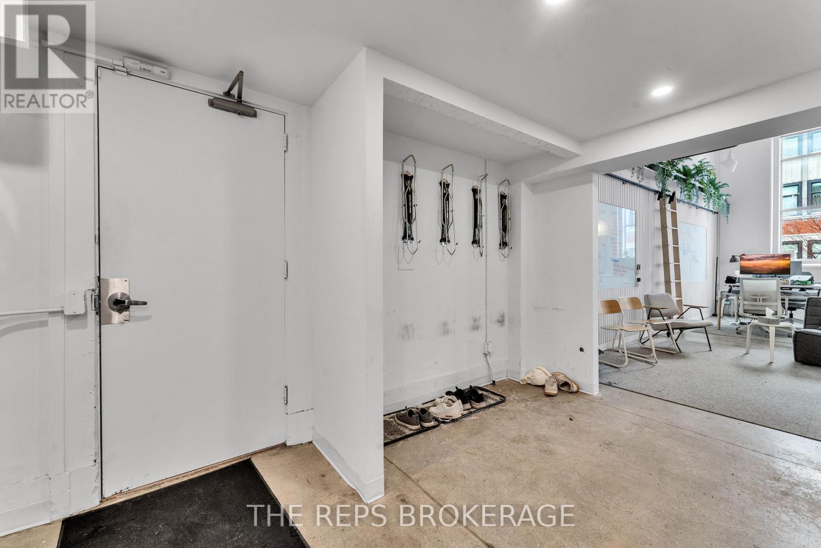 43 Eccles Street, Ottawa, Ontario  K1R 6S3 - Photo 4 - X13420040