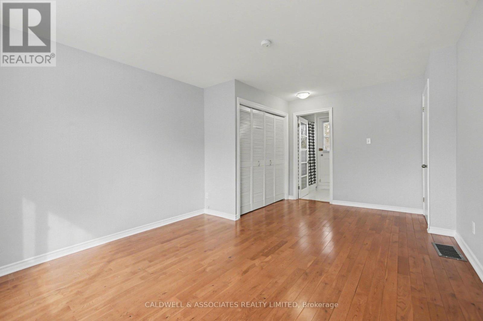 5 Arundel Avenue, Ottawa, Ontario  K1K 0B1 - Photo 25 - X13420146