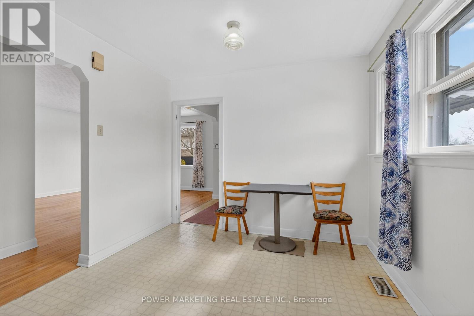 944 Eve Street, Ottawa, Ontario  K1K 3R4 - Photo 14 - X13420200
