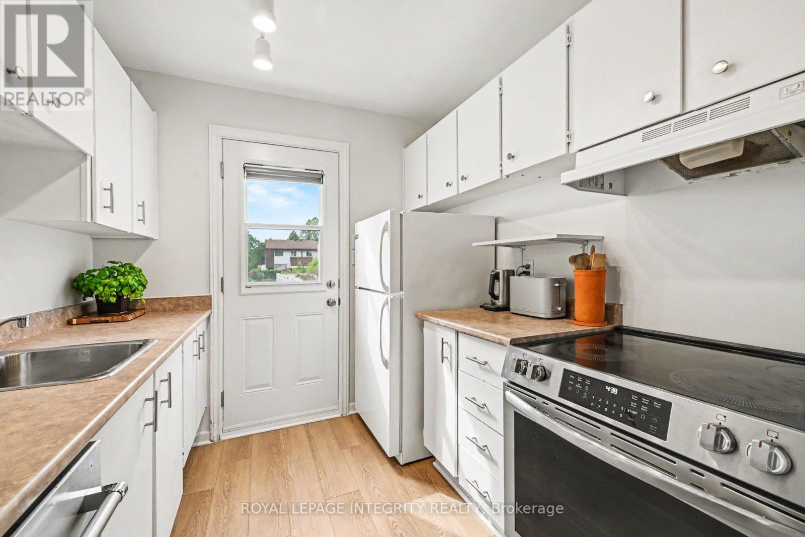 A - 26a Lovell Lane, Ottawa, Ontario  K2H 9B6 - Photo 10 - X13420206
