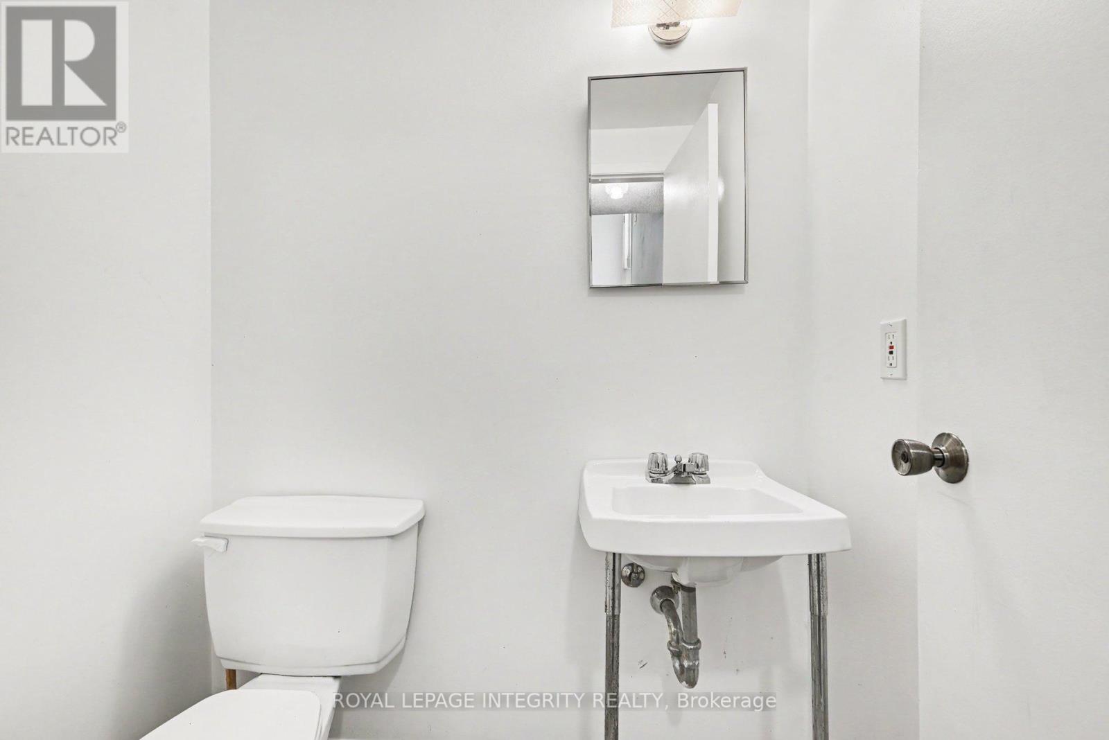 A - 26a Lovell Lane, Ottawa, Ontario  K2H 9B6 - Photo 11 - X13420206