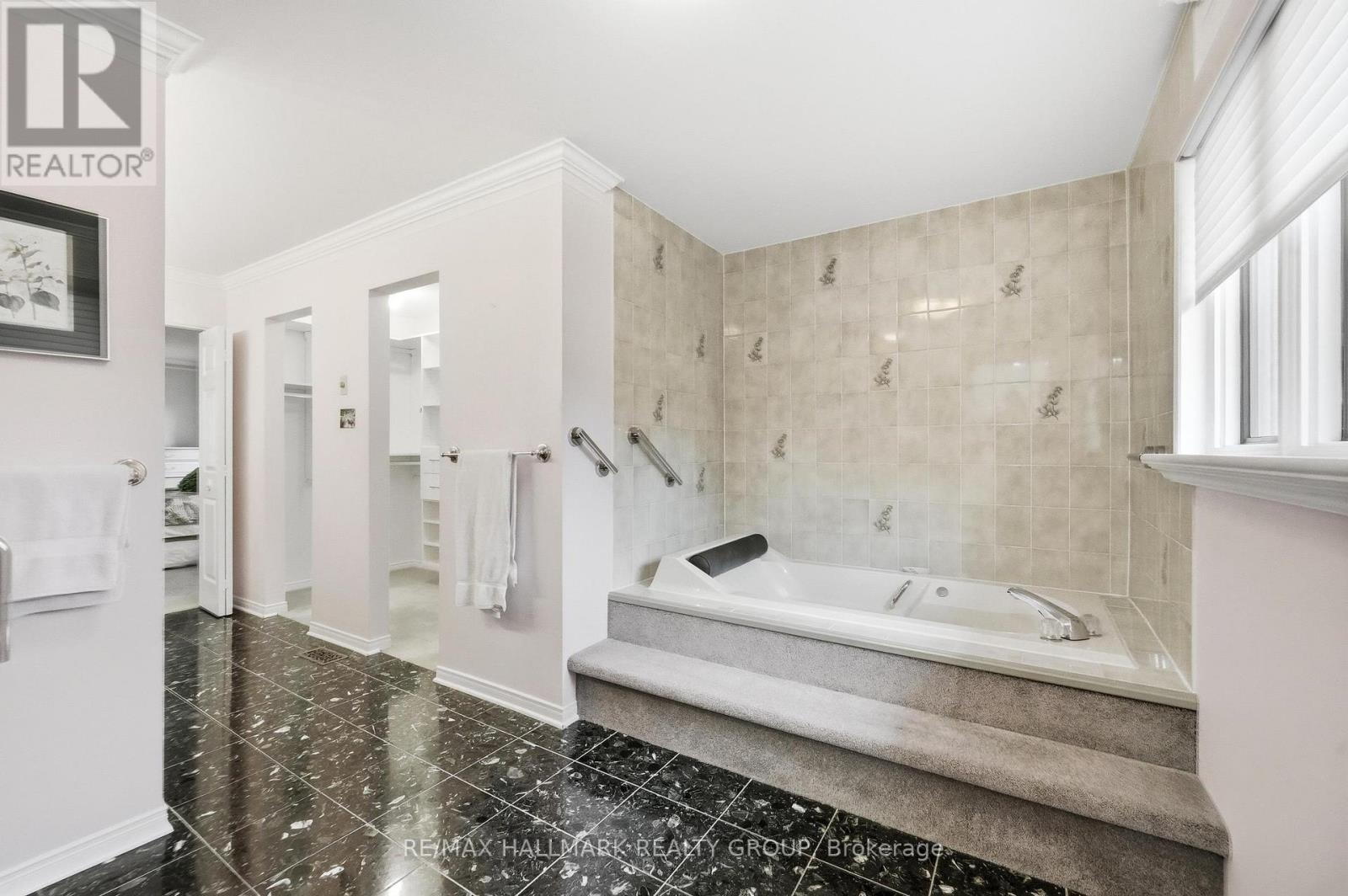 20 Halldorson Crescent, Ottawa, Ontario  K2K 2C7 - Photo 21 - X13420246