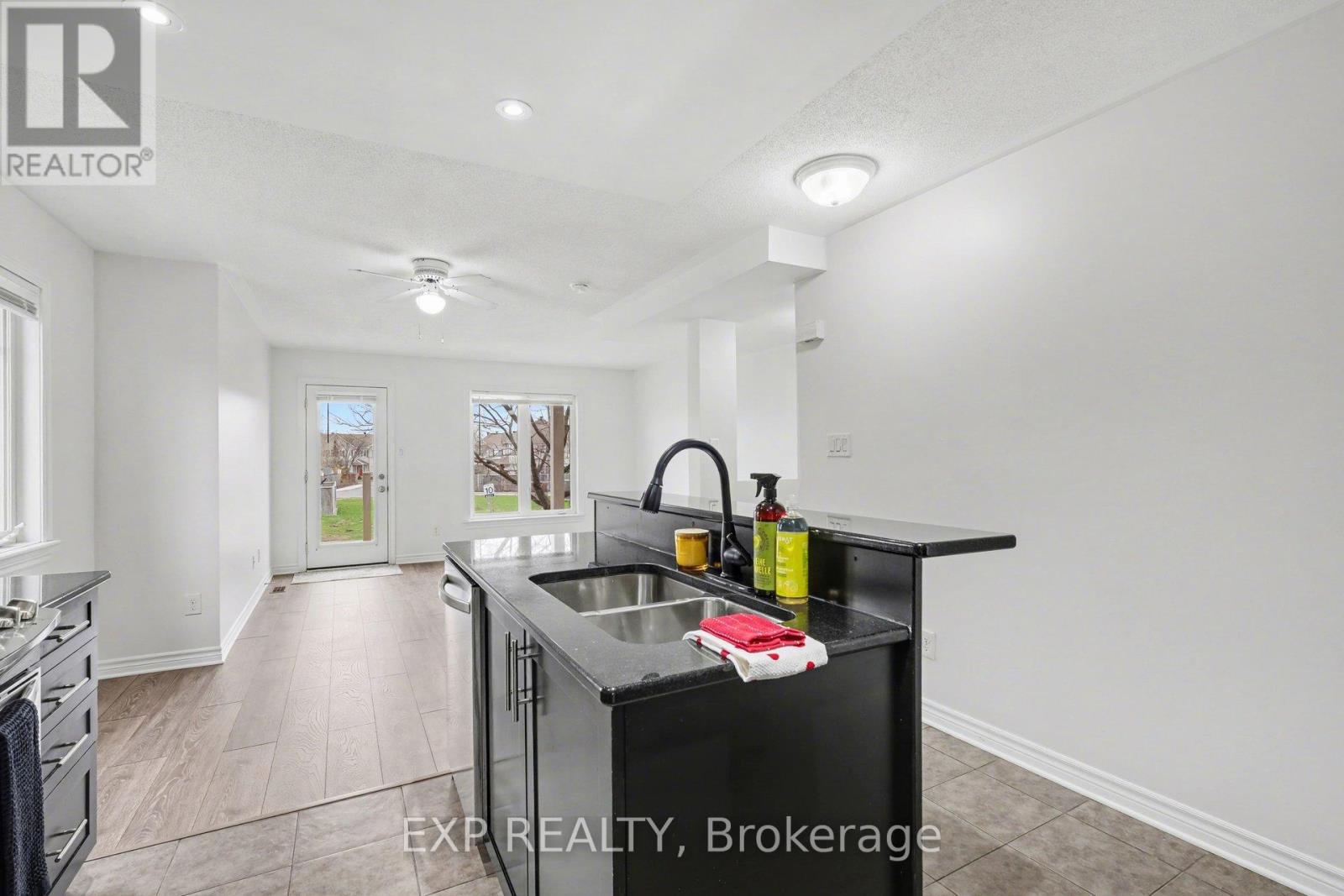 2563 Longfields Drive, Ottawa, Ontario  K2J 2L7 - Photo 12 - X13420250