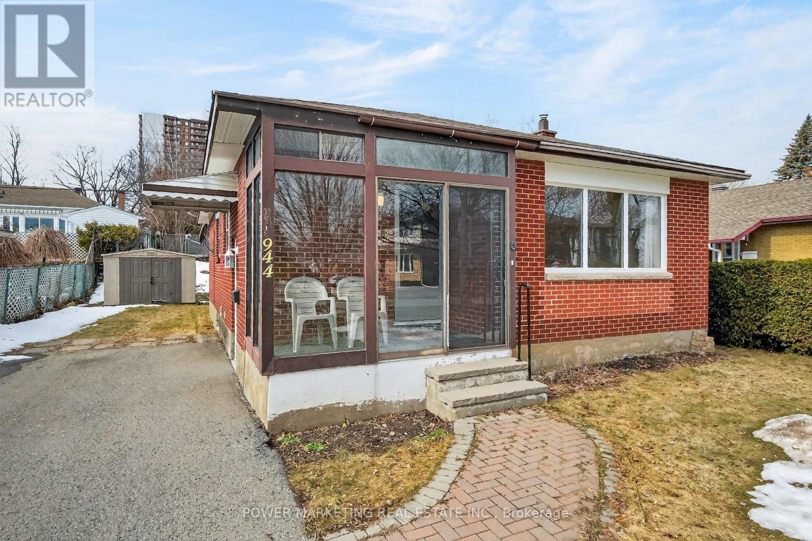 944 Eve Street, Ottawa, Ontario  K1K 3R4 - Photo 11 - X13420252