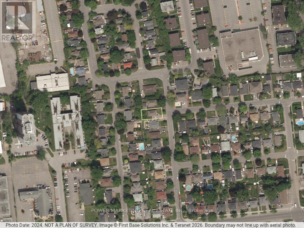 944 Eve Street, Ottawa, Ontario  K1K 3R4 - Photo 2 - X13420252