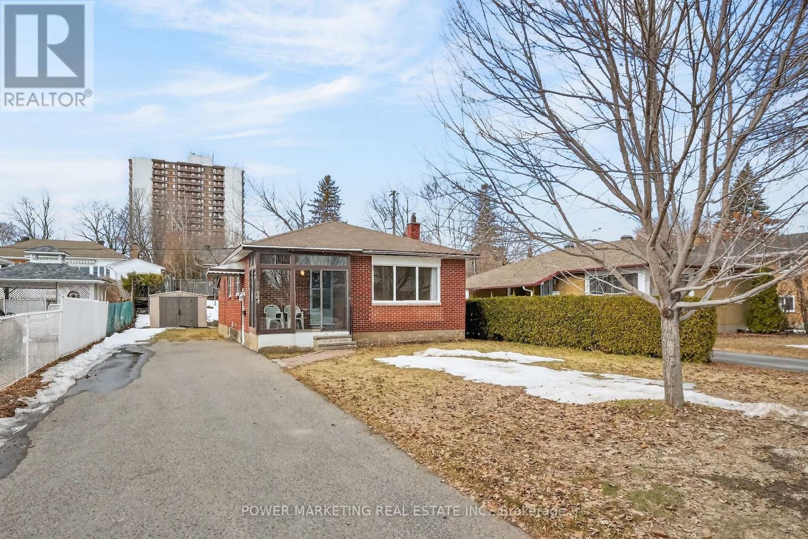 944 Eve Street, Ottawa, Ontario  K1K 3R4 - Photo 8 - X13420252