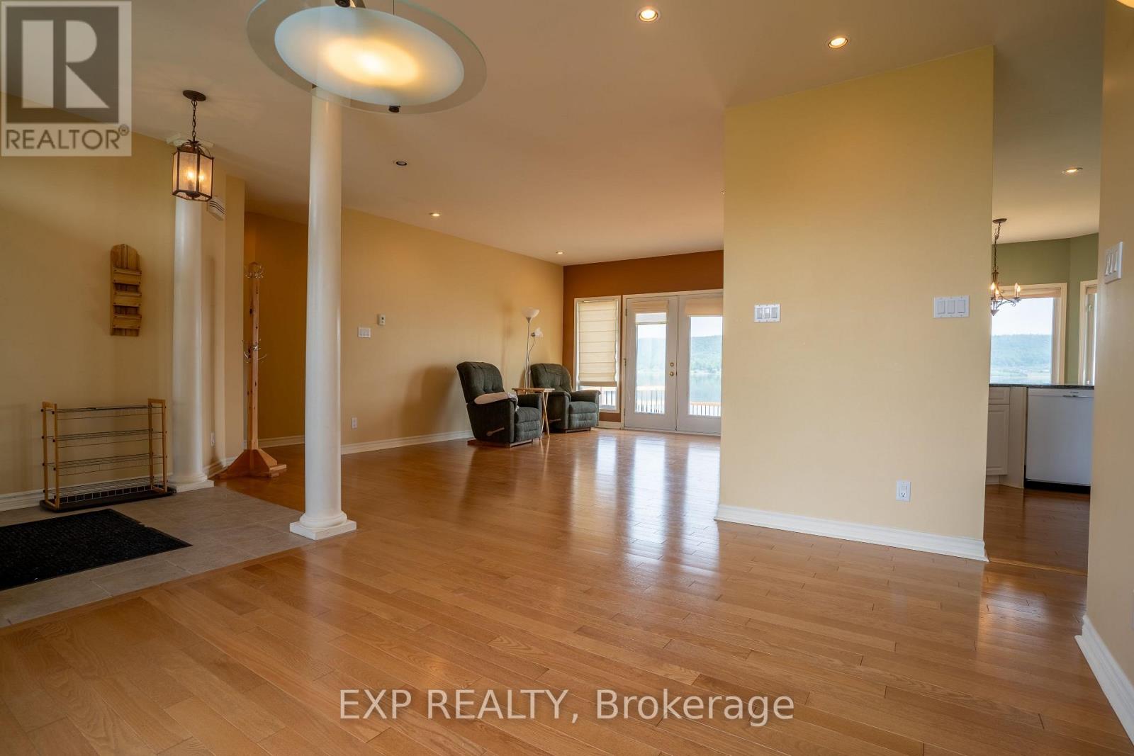 15 Rue Haute Rive Street, Alfred And Plantagenet, Ontario  K0B 1J0 - Photo 4 - X13420394