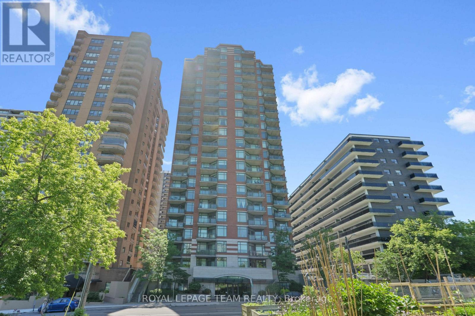 1905 - 570 LAURIER AVENUE W, Ottawa, Ontario