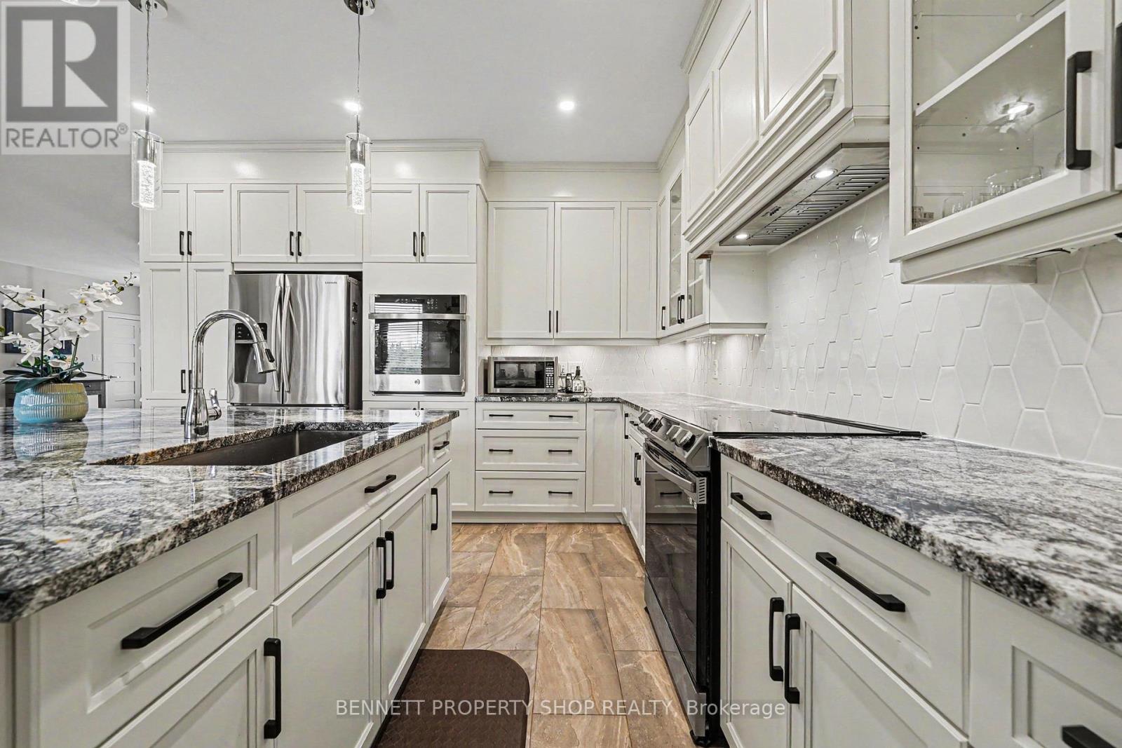 6264 Nick Adams Road, Ottawa, Ontario  K4P 1H2 - Photo 7 - X13420598