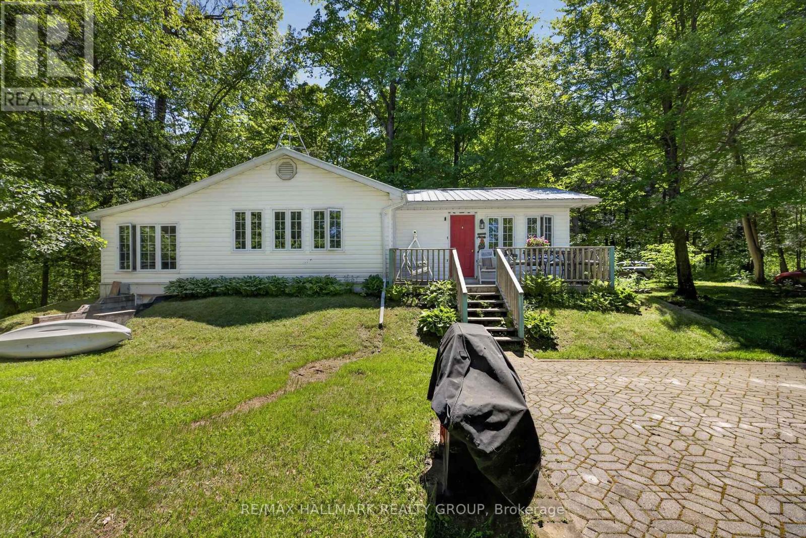 2432 BATHURST 2ND CONCESSION, Tay Valley, Ontario