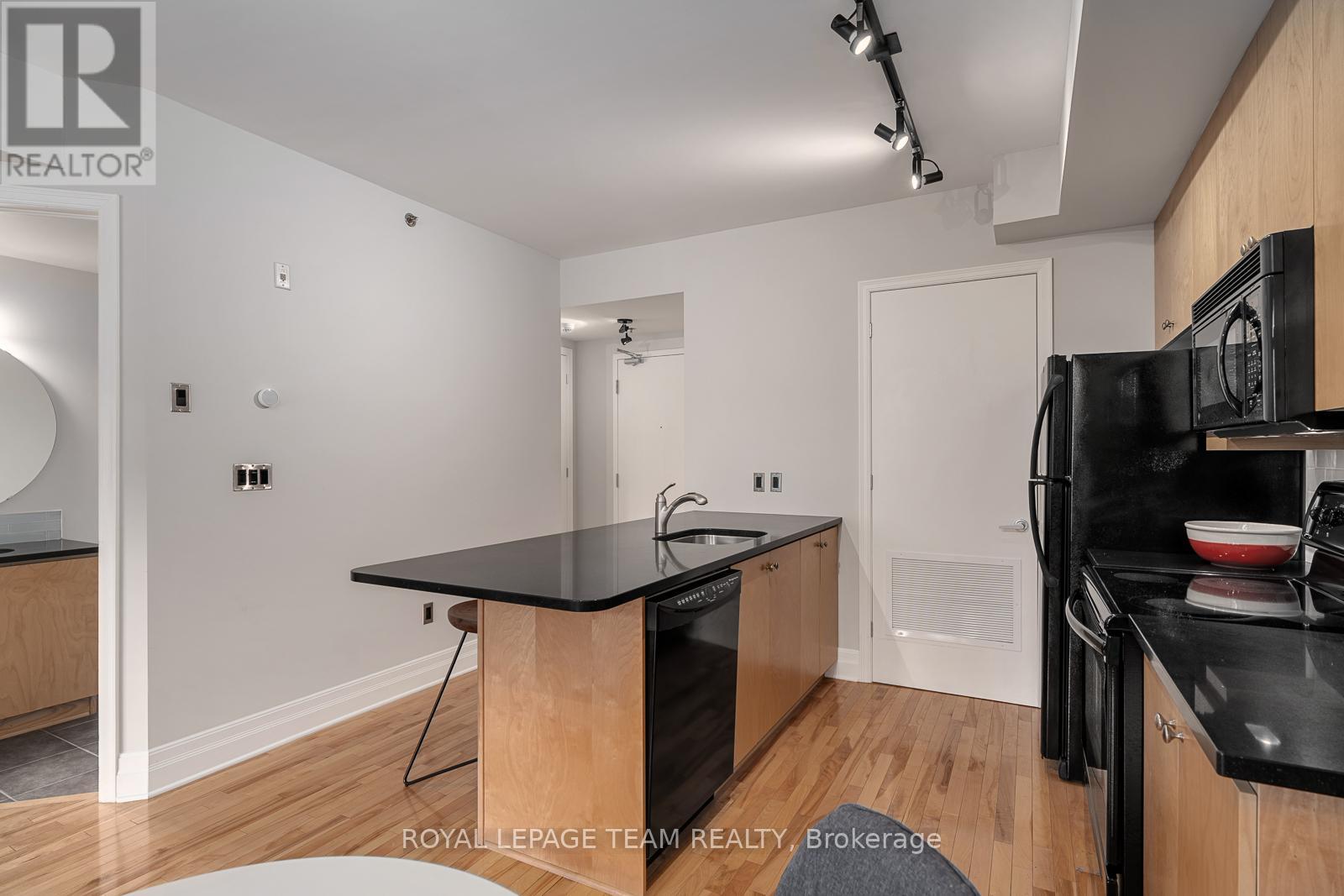 101 - 457 Mcleod Street, Ottawa, Ontario  K1R 5P5 - Photo 8 - X13420714