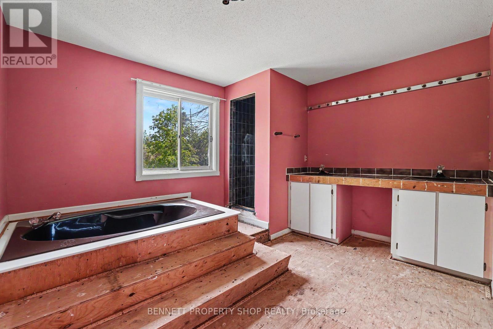 110 Manion Road, Ottawa, Ontario  K0A 1L0 - Photo 12 - X13420742