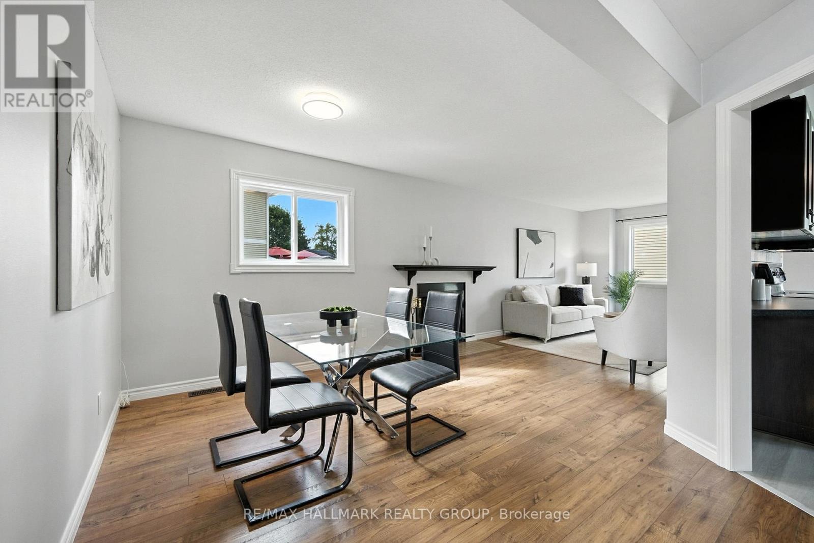55 Fair Oaks Crescent, Ottawa, Ontario  K2G 4W3 - Photo 4 - X13420804