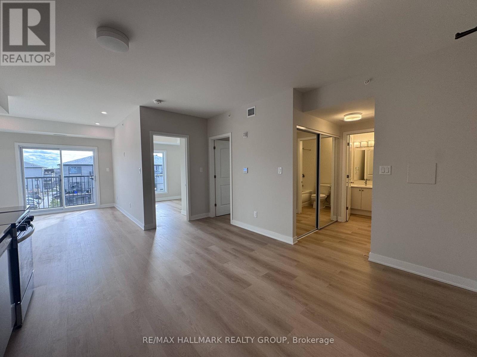 302 - 2370 Tenth Line Road, Ottawa, Ontario  K4A 5V1 - Photo 3 - X13420828