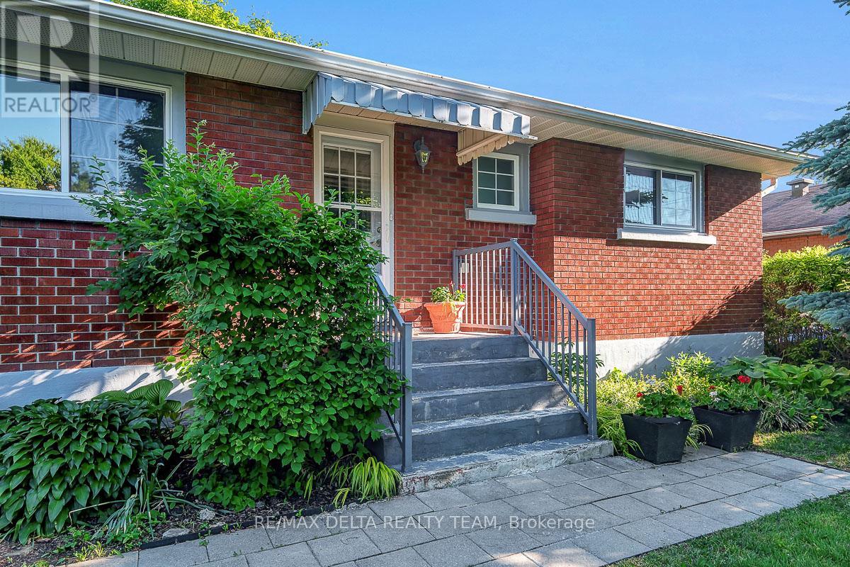 478 Lawson Avenue, Ottawa, Ontario  K1K 1R5 - Photo 4 - X13420874