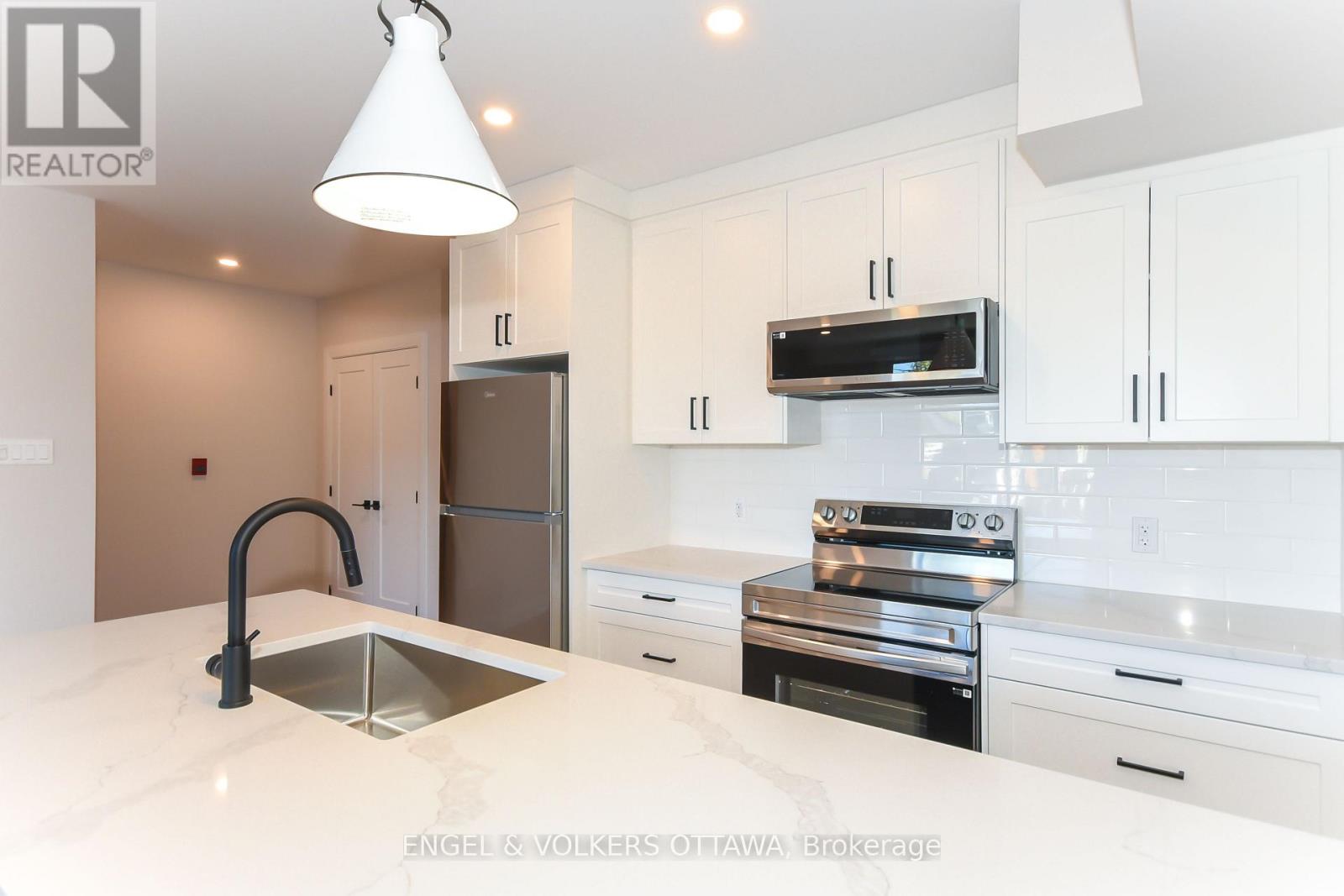 6 - 35 Monk Street, Ottawa, Ontario  K1S 3Y7 - Photo 5 - X13420984