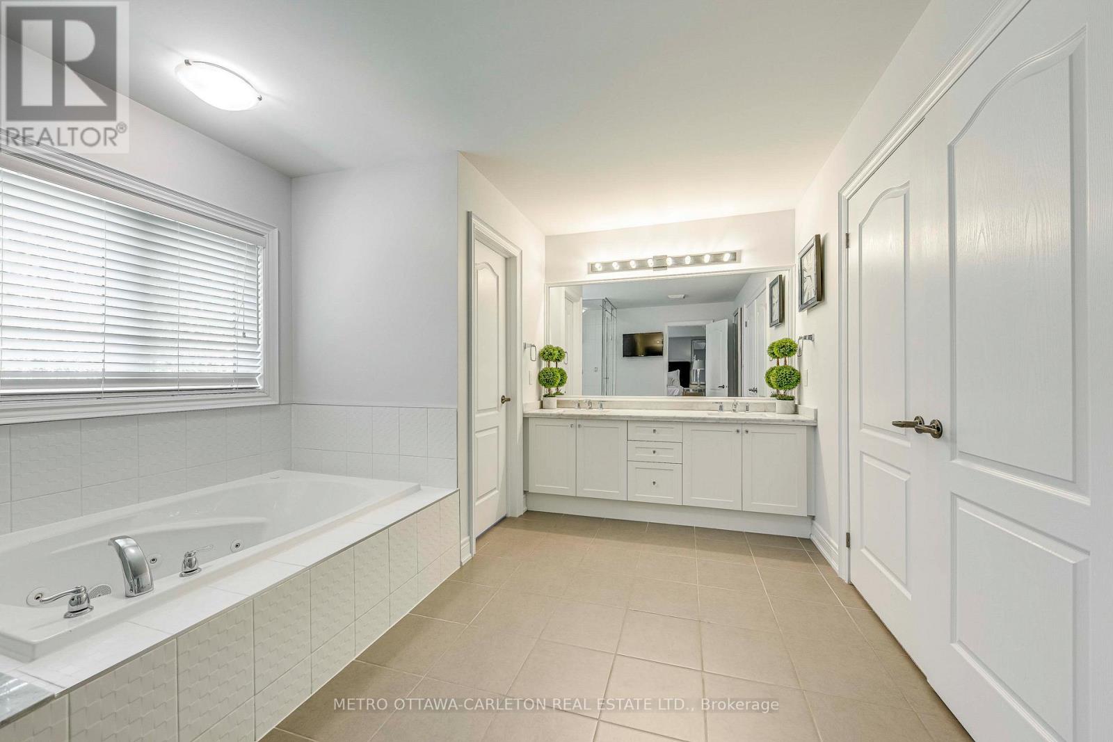 13 Franmar Road, Brampton, Ontario  L6X 0W3 - Photo 24 - W13421024