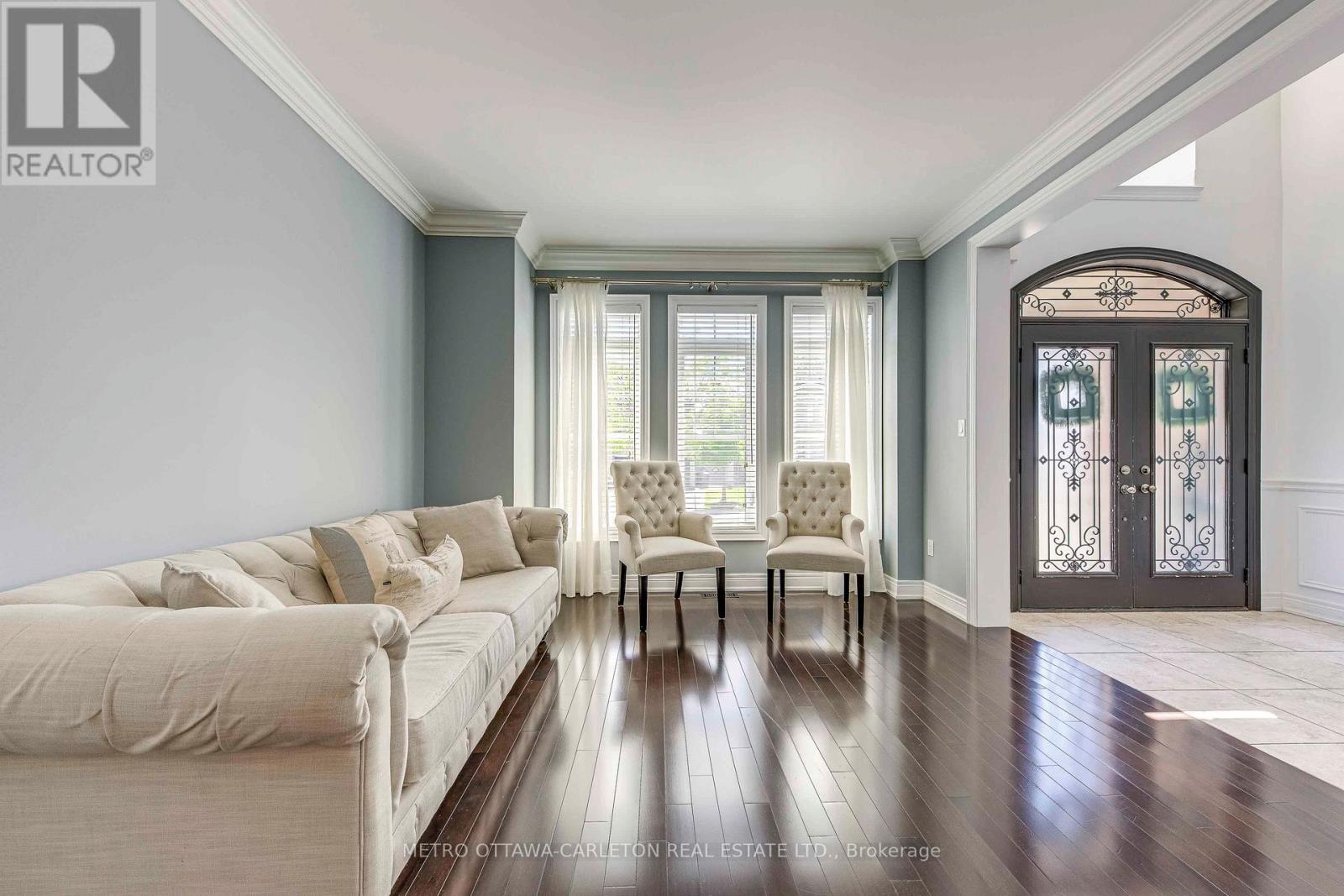 13 Franmar Road, Brampton, Ontario  L6X 0W3 - Photo 4 - W13421024