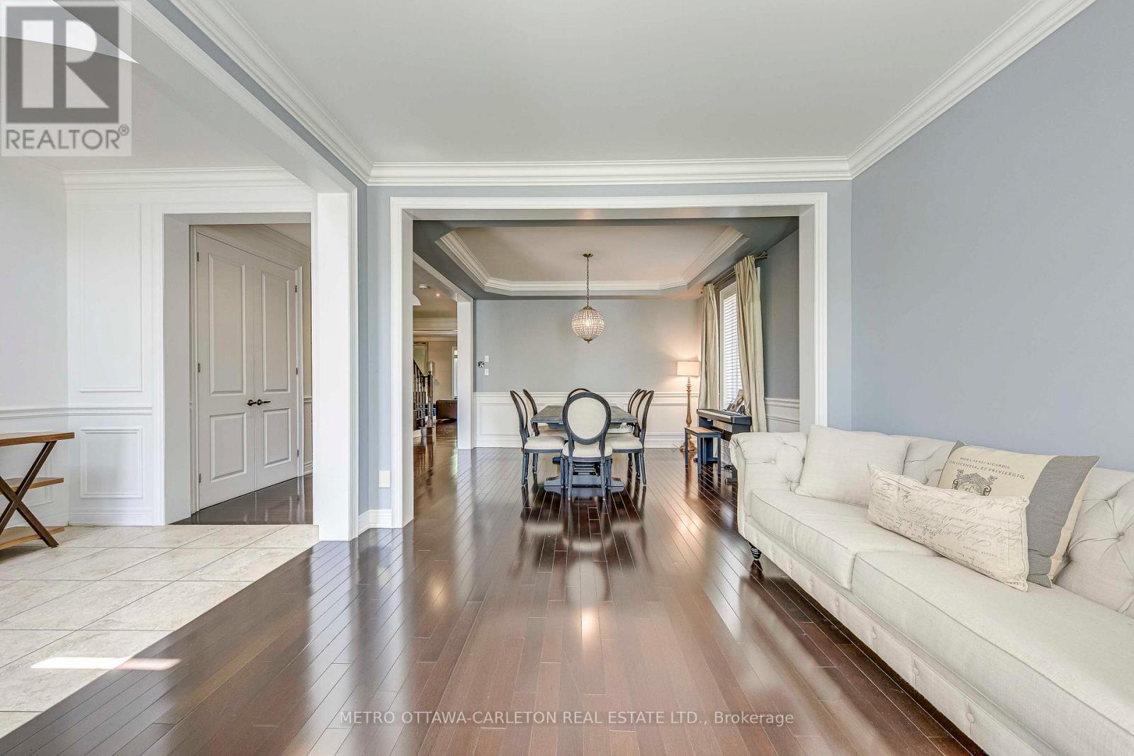 13 Franmar Road, Brampton, Ontario  L6X 0W3 - Photo 5 - W13421024