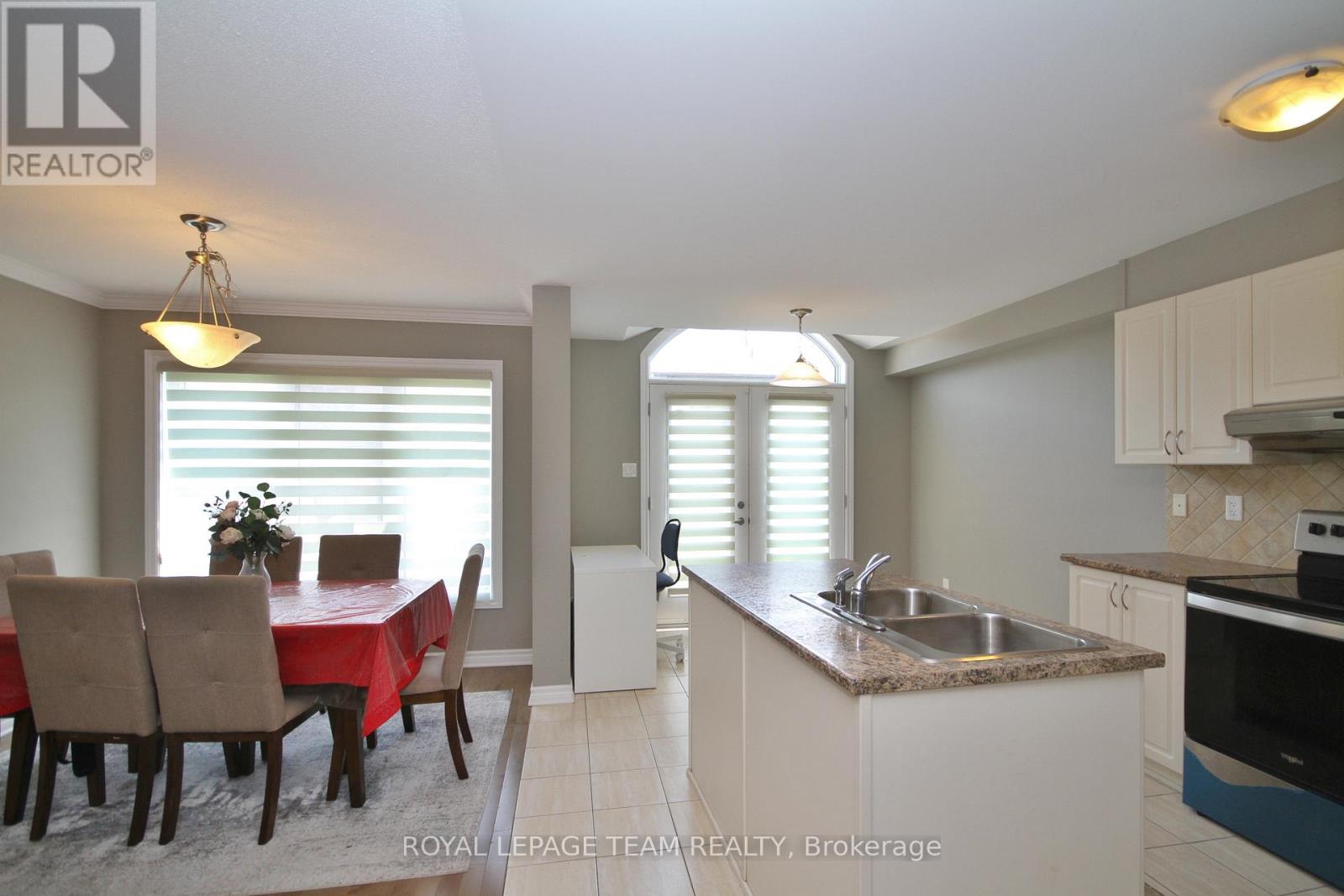 302 Tourmaline Crescent, Ottawa, Ontario  K2J 3T9 - Photo 10 - X13421040
