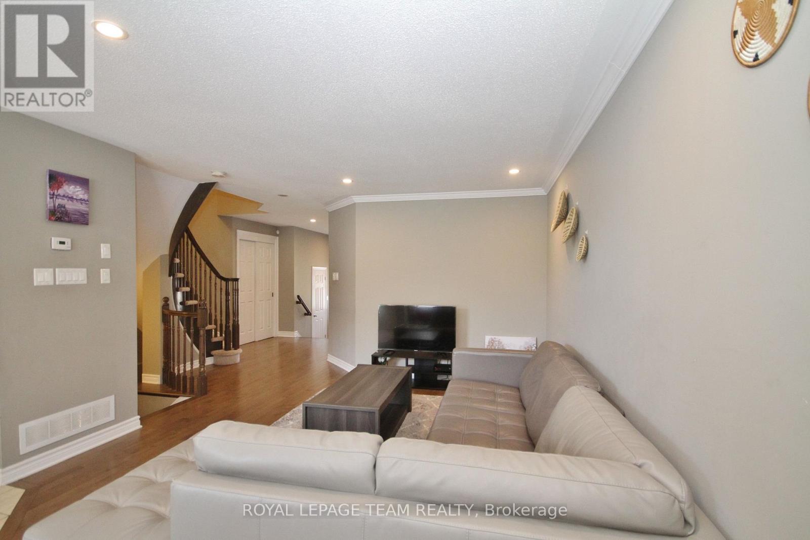 302 Tourmaline Crescent, Ottawa, Ontario  K2J 3T9 - Photo 7 - X13421040