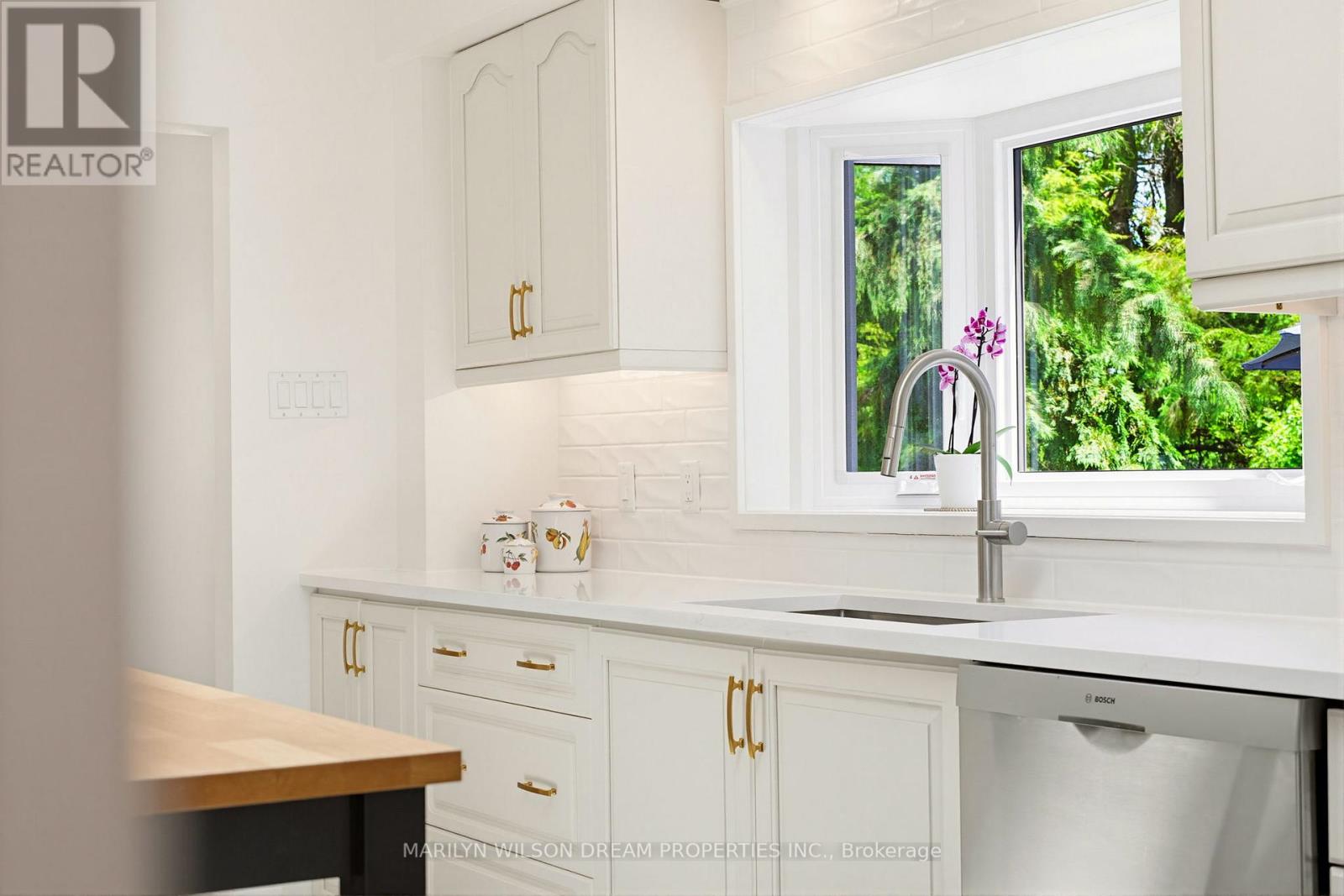 2030 Featherston Drive, Ottawa, Ontario  K1H 6P9 - Photo 11 - X13421146
