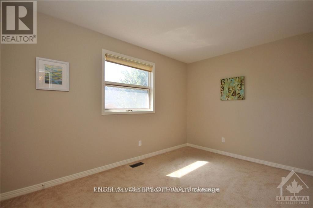 28 Country Club Drive, Ottawa, Ontario  K1V 9Y5 - Photo 24 - X13421176