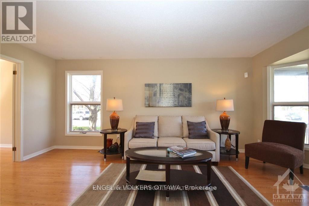 28 Country Club Drive, Ottawa, Ontario  K1V 9Y5 - Photo 5 - X13421176