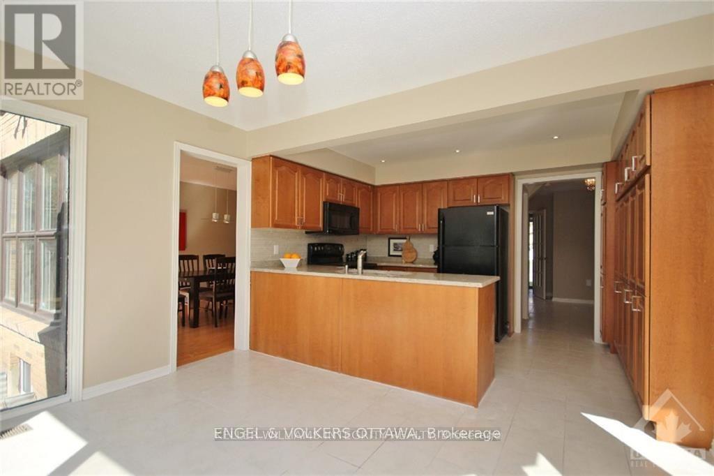 28 Country Club Drive, Ottawa, Ontario  K1V 9Y5 - Photo 8 - X13421176