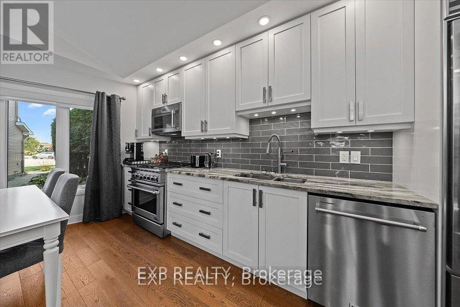 B - 18 Ivylea Street, Ottawa, Ontario  K2G 4X5 - Photo 6 - X13421282