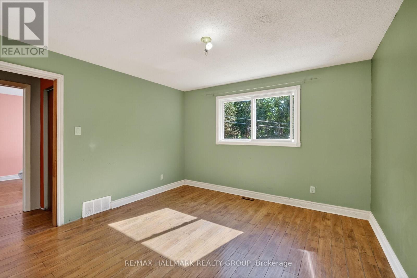 1412 Maxime Street, Ottawa, Ontario  K1B 3L1 - Photo 25 - X13421652