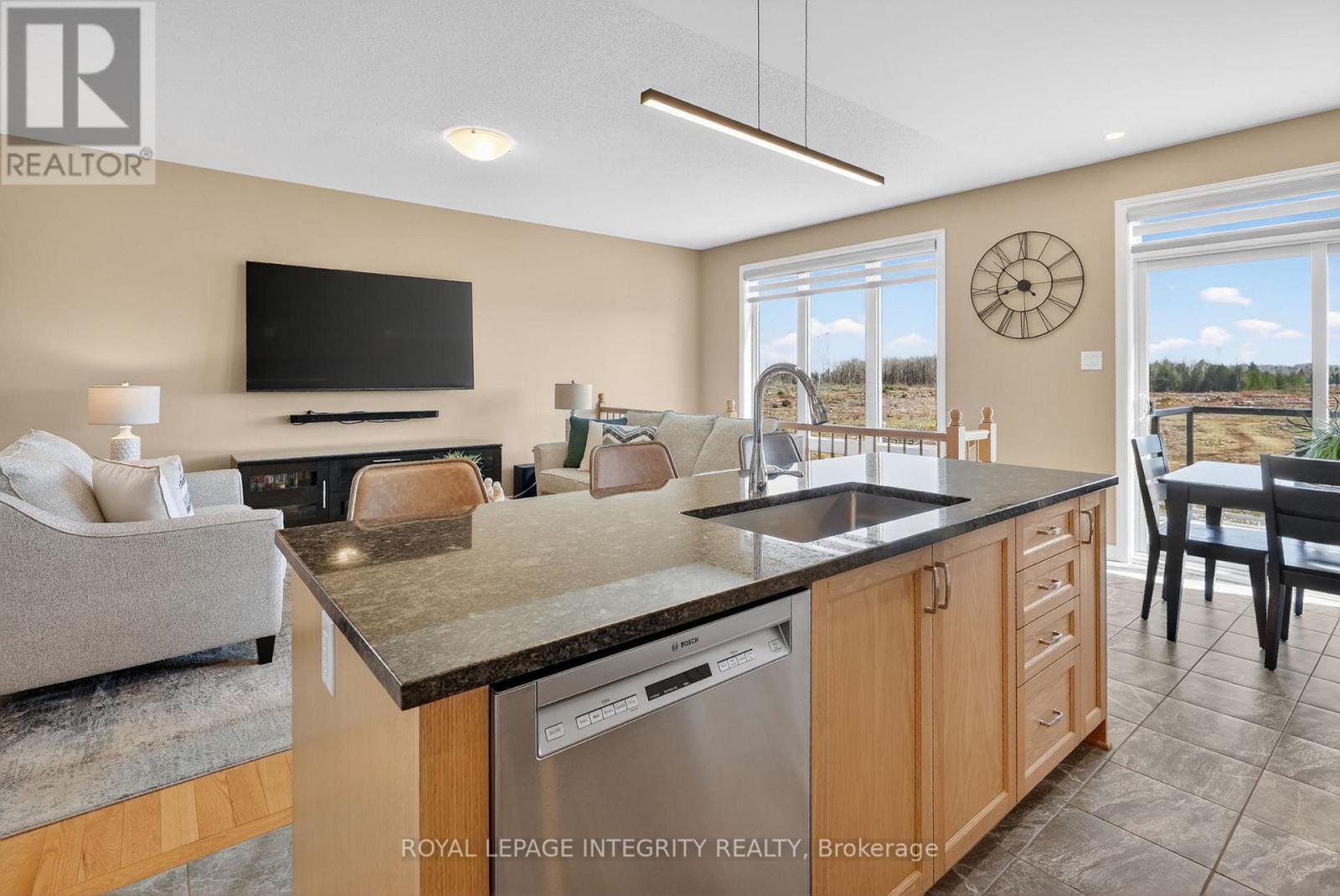 724 Parade Drive, Ottawa, Ontario  K2S 0Z4 - Photo 21 - X13421662