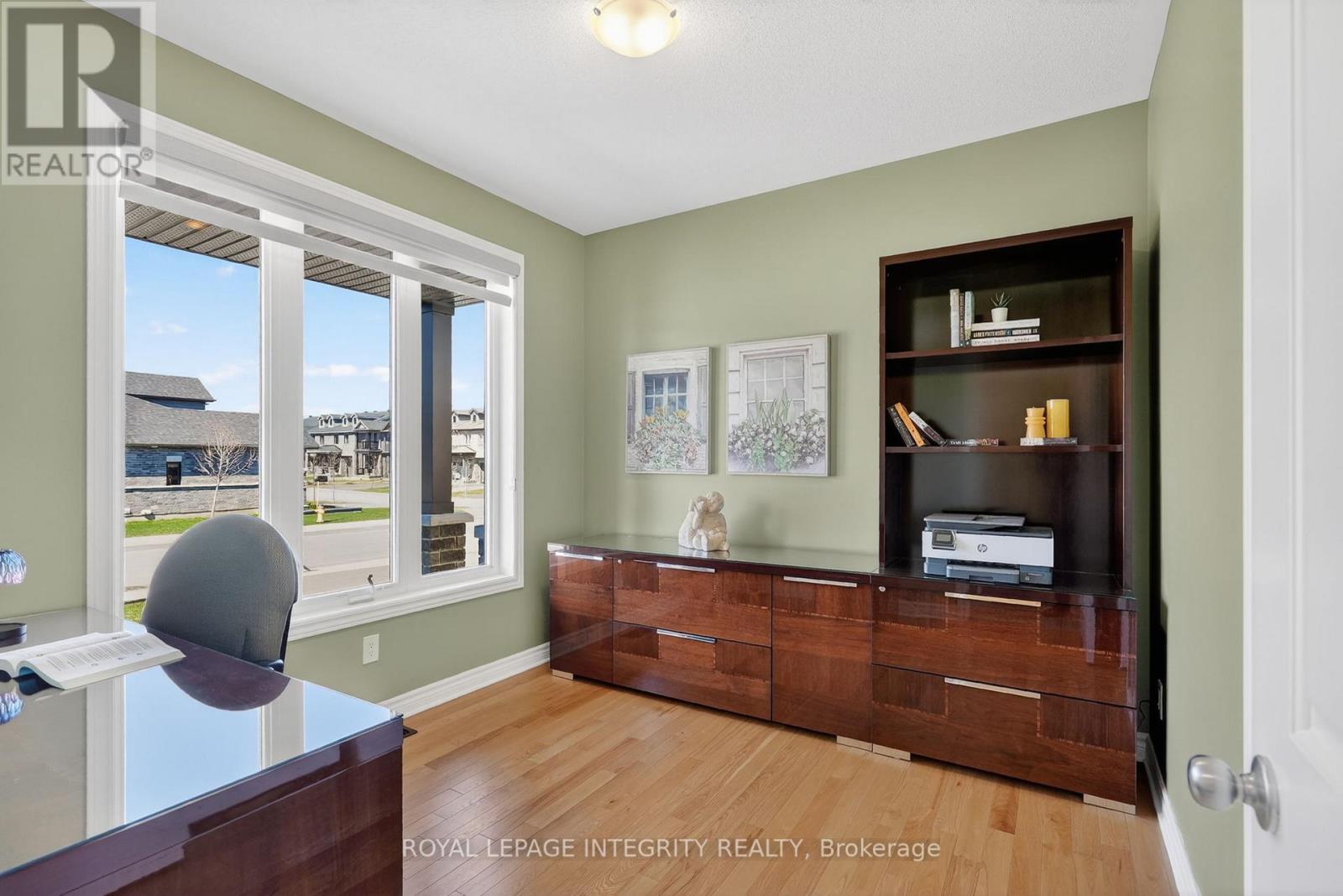 724 Parade Drive, Ottawa, Ontario  K2S 0Z4 - Photo 4 - X13421662